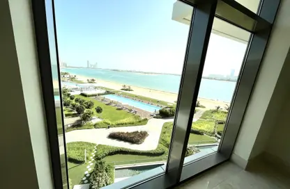 Apartment - 3 Bedrooms - 3 Bathrooms for sale in The 8 - The Crescent - Palm Jumeirah - Dubai