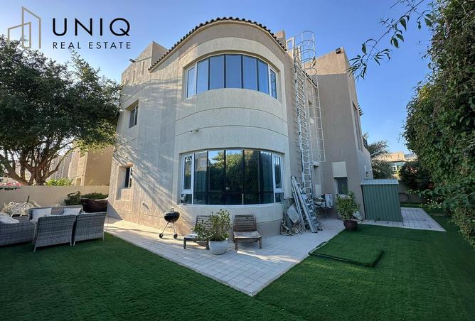 Villa - 4 Bedrooms - 4 Bathrooms for sale in D Villas - Living Legends - Dubai