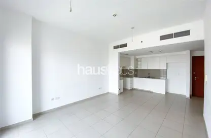 Apartment - 2 Bedrooms - 2 Bathrooms for rent in Zahra Breeze Apartments 4A - Zahra Breeze Apartments - Town Square - Dubai