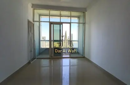 Apartment - 3 Bedrooms - 3 Bathrooms for rent in New Al Taawun Road - Al Taawun - Sharjah