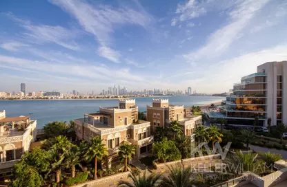 Apartment - 2 Bedrooms - 3 Bathrooms for sale in Balqis Residence - Kingdom of Sheba - Palm Jumeirah - Dubai