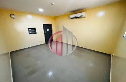 Labor Camp - Studio for rent in Mussafah Industrial Area - Mussafah - Abu Dhabi