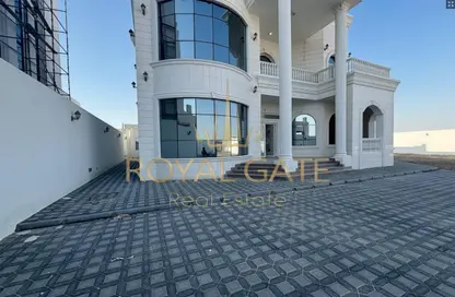 Villa - 5 Bedrooms - 7 Bathrooms for rent in Mohamed Bin Zayed City - Abu Dhabi