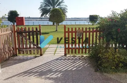 Villa - 4 Bedrooms - 5 Bathrooms for rent in Seashore - Rabdan - Abu Dhabi