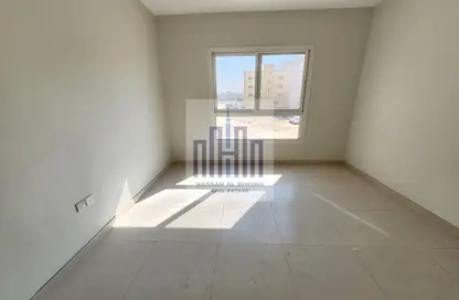 Apartment - 1 Bedroom - 2 Bathrooms for rent in Muwailih Building - Muwaileh - Sharjah