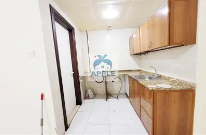 Apartment - 1 Bathroom for rent in Muwailih Building - Muwaileh - Sharjah