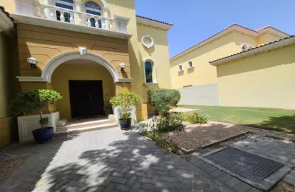 Villa - 3 Bedrooms - 4 Bathrooms for rent in Legacy - Jumeirah Park - Dubai