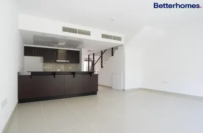 Townhouse - 2 Bedrooms - 3 Bathrooms for rent in Contemporary Style - Al Reef Villas - Al Reef - Abu Dhabi