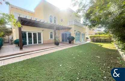 Villa - 5 Bedrooms - 6 Bathrooms for rent in Legacy - Jumeirah Park - Dubai