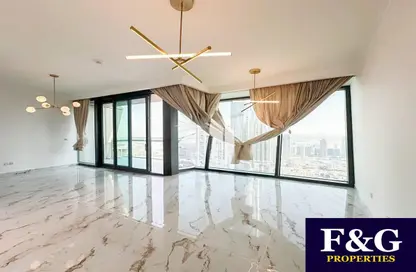 Apartment - 3 Bedrooms - 1 Bathroom for rent in Burj Vista 1 - Burj Vista - Downtown Dubai - Dubai