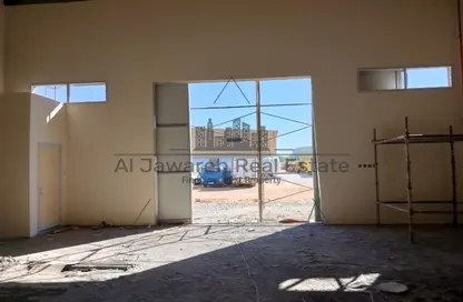 Warehouse - Studio - 1 Bathroom for rent in Old Industrial Area - Umm Al Quwain