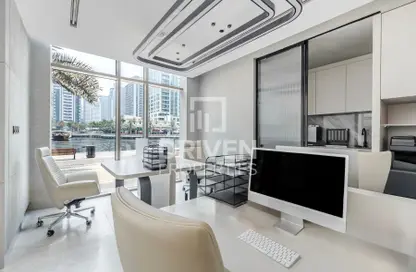 Retail - Studio - 1 Bathroom for rent in No.9 - Dubai Marina - Dubai