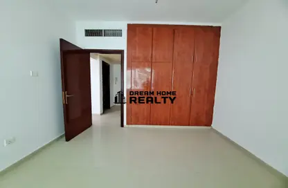 Apartment - 1 Bedroom - 1 Bathroom for rent in Al Khan 5 building - Al Khan - Sharjah