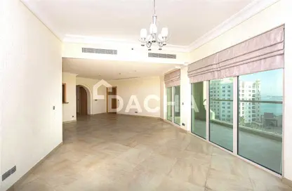 Apartment - 3 Bedrooms - 3 Bathrooms for sale in Al Hamri - Shoreline Apartments - Palm Jumeirah - Dubai