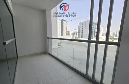 Apartment - 1 Bedroom - 2 Bathrooms for rent in Jumeirah Garden City - Al Satwa - Dubai