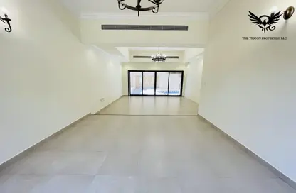 Villa - 4 Bedrooms - 6 Bathrooms for rent in Mirdif - Dubai