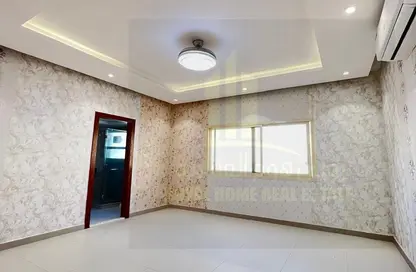 Apartment - 4 Bedrooms - 5 Bathrooms for rent in Al Rawda 1 - Al Rawda - Ajman