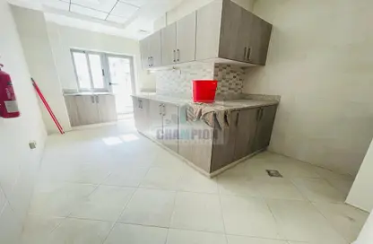 Apartment - 2 Bedrooms - 3 Bathrooms for rent in Al Warqa'a 1 - Al Warqa'a - Dubai