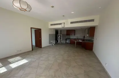 Apartment - 1 Bedroom - 2 Bathrooms for rent in Dickens Circus 1 - Dickens Circus - Motor City - Dubai