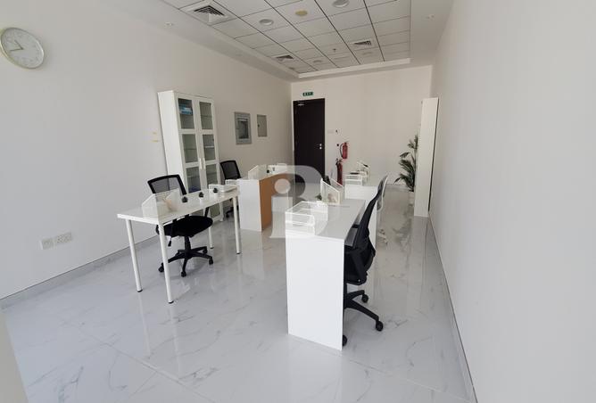 Office Space - Studio - 1 Bathroom for rent in B2B Tower - Business Bay - Dubai