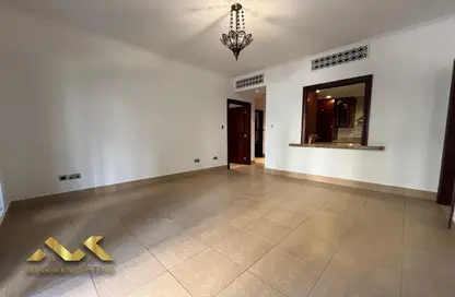 Apartment - 1 Bedroom - 2 Bathrooms for sale in Zanzebeel 3 - Zanzebeel - Old Town - Dubai