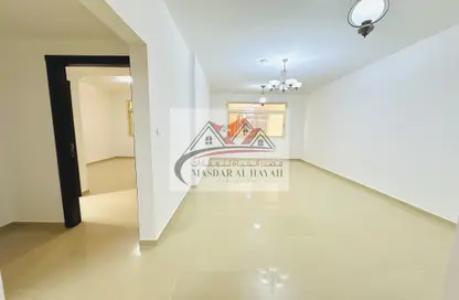 Apartment - 1 Bedroom - 2 Bathrooms for rent in Muwaileh 29 Building - Muwaileh - Sharjah