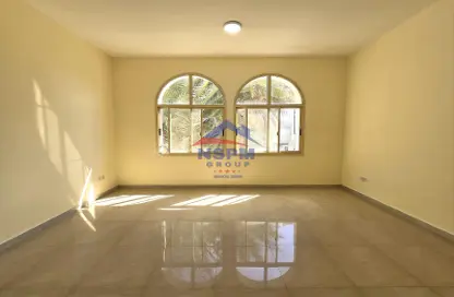 Apartment - 1 Bathroom for rent in Mushrif Park - Al Mushrif - Abu Dhabi