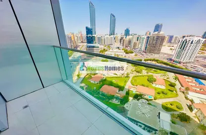 Apartment - 2 Bedrooms - 3 Bathrooms for rent in Wave tower - Corniche Road - Abu Dhabi