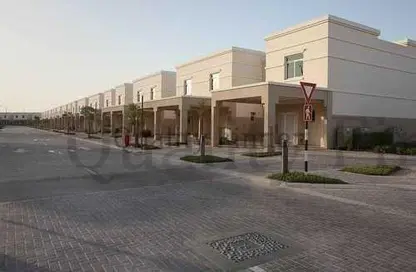 Townhouse - 2 Bedrooms - 3 Bathrooms for rent in Al Khaleej Village - Al Ghadeer - Abu Dhabi