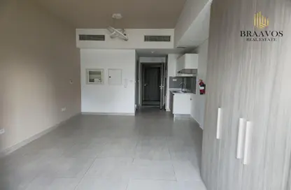 Apartment - 1 Bathroom for rent in La Perla Blanca - Jumeirah Village Circle - Dubai