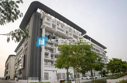 Apartment - 1 Bedroom - 2 Bathrooms for sale in Oasis 1 - Oasis Residences - Masdar City - Abu Dhabi