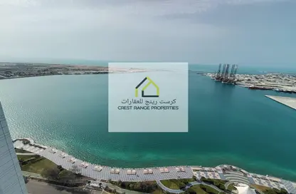 Duplex - 4 Bedrooms - 6 Bathrooms for rent in Al Reef Tower - Corniche Road - Abu Dhabi