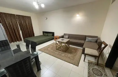 Apartment - 1 Bathroom for rent in Khalifa City A Villas - Khalifa City A - Khalifa City - Abu Dhabi