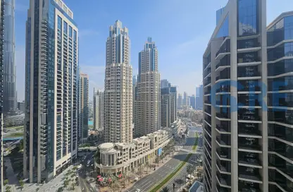 Apartment - 3 Bedrooms - 5 Bathrooms for rent in Boulevard Crescent Tower 1 - BLVD Crescent - Downtown Dubai - Dubai