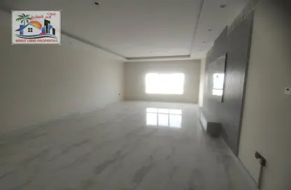 Apartment - 3 Bedrooms - 3 Bathrooms for rent in Ajman Corniche Residences - Ajman Corniche Road - Ajman