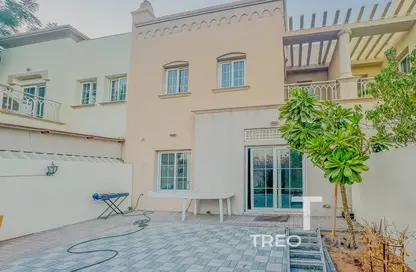 Villa - 2 Bedrooms - 3 Bathrooms for rent in Springs 3 - The Springs - Dubai