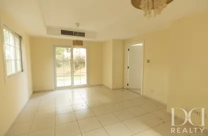 Villa - 3 Bedrooms - 4 Bathrooms for sale in Springs 11 - The Springs - Dubai