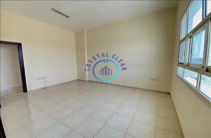 Apartment - 2 Bedrooms - 2 Bathrooms for rent in Al Khabisi - Al Ain