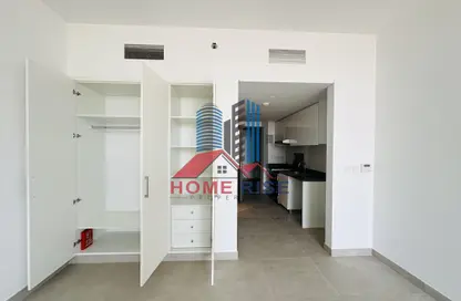 Apartment - 1 Bathroom for rent in Areej Apartments - Aljada - Sharjah