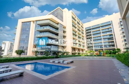 Apartment - 2 Bedrooms - 4 Bathrooms for sale in Soho Square - Saadiyat Island - Abu Dhabi