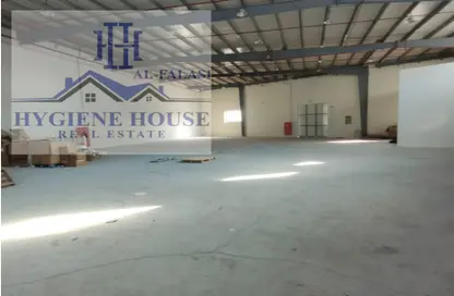 Warehouse - Studio - 1 Bathroom for rent in Umm Al Thuoob - Umm Al Quwain