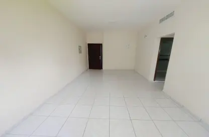 Apartment - 1 Bedroom - 1 Bathroom for rent in Al Butina B - Al Butina - Sharjah