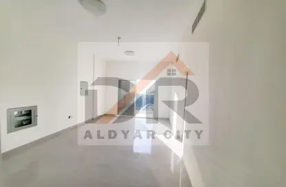 Apartment - 1 Bedroom - 2 Bathrooms for rent in Ajman Corniche Residences - Ajman Corniche Road - Ajman