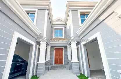 Villa - 4 Bedrooms - 6 Bathrooms for rent in Western Residence South - Falcon City of Wonders - Dubai