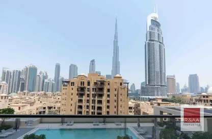 Apartment - 2 Bedrooms - 2 Bathrooms for sale in Burj Royale - Downtown Dubai - Dubai