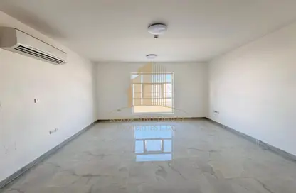 Apartment - 1 Bedroom - 2 Bathrooms for rent in Al Khrais - Al Jimi - Al Ain