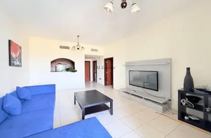 Apartment - 1 Bedroom - 2 Bathrooms for rent in University View - Dubai Silicon Oasis - Dubai