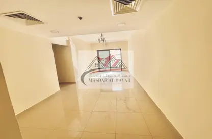 Apartment - 2 Bedrooms - 3 Bathrooms for rent in Muwaileh 29 Building - Muwaileh - Sharjah