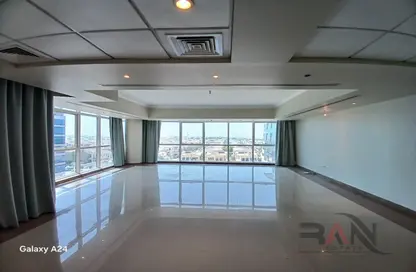 شقة - 3 غرف نوم - 5 حمامات للايجار في برج خليفة بارك - شارع السلام - أبوظبي