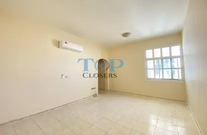 Apartment - 3 Bedrooms - 3 Bathrooms for rent in Al Dafeinah - Asharej - Al Ain